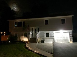 326 Pine St, Pompton Lakes, NJ 07442