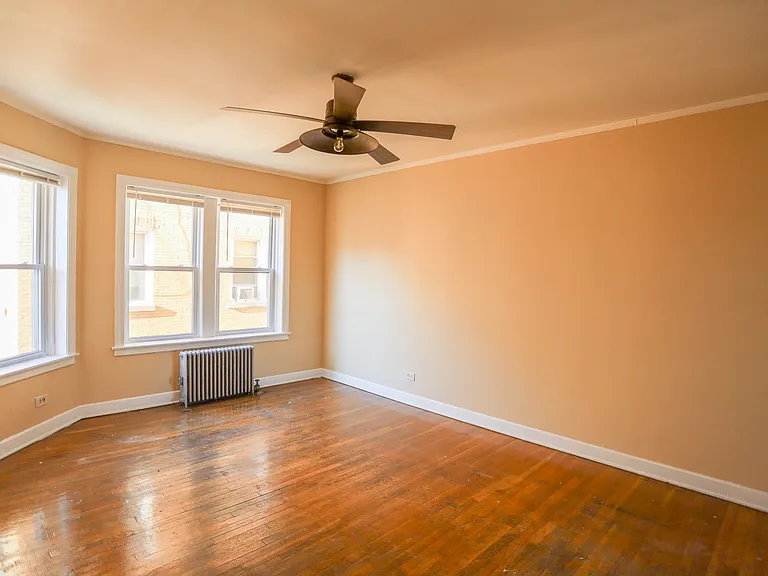 5929 N Northwest Hwy #3B — Photo 5