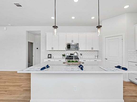 The Woodlee - Kitchen