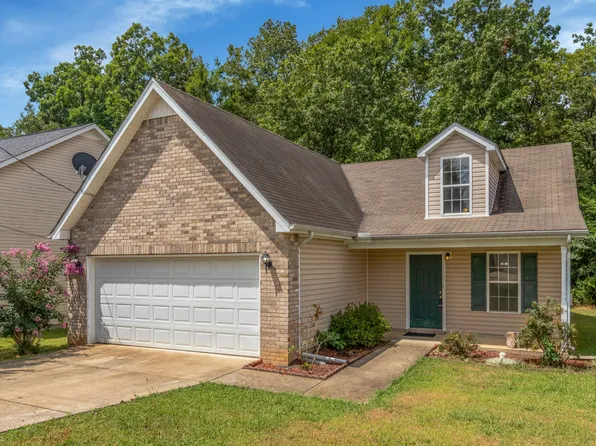 728 Holland Ridge Dr, La Vergne, TN 37086