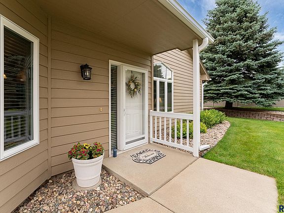 2nd image of 7312 S Hoffman Pl
