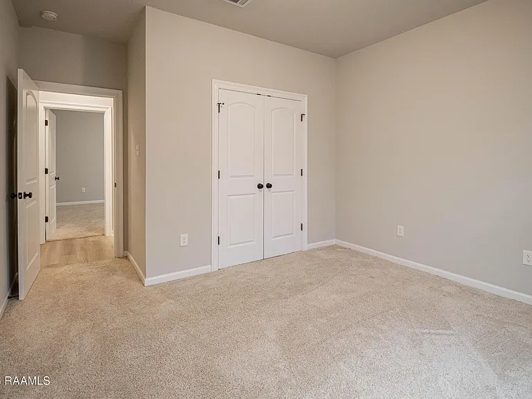304 Tall Meadows Ln — Photo 14