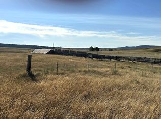 Valley Rd, Hot Springs, SD 57747