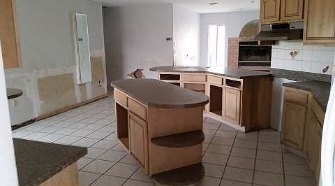 2nd image of 8425 Hampshire Dr
