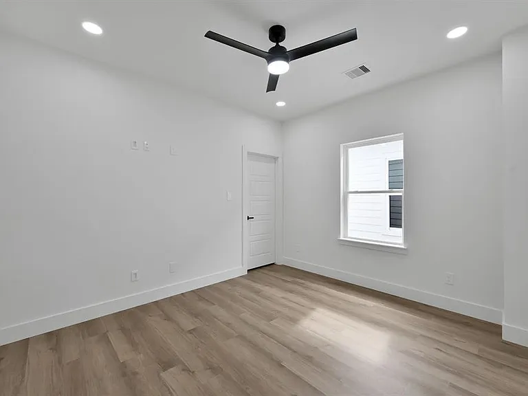 3334 Francis St #A — Photo 23