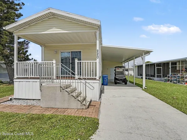 220 Blossom Ln NE, Palm Bay, FL 32907