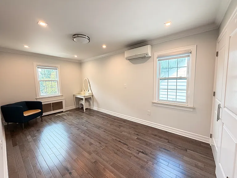 4559 196th Pl — Photo 7