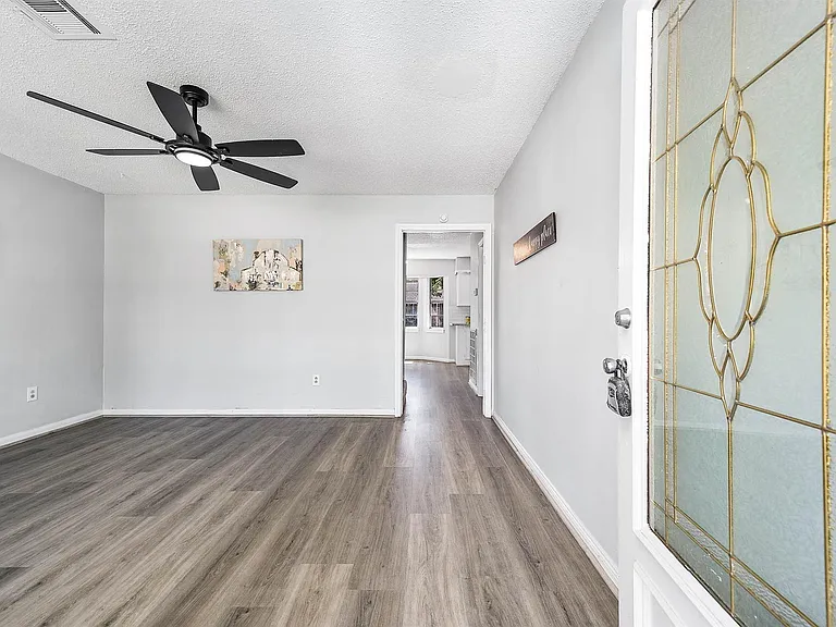 9014 Landwood Dr — Photo 10