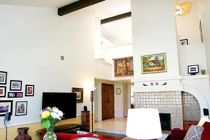 15977 Avenida Villaha #16 — Photo 3