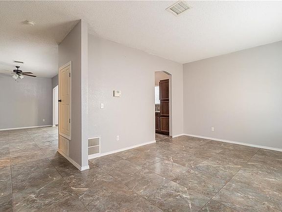 3rd image of 11021 Bullseye St