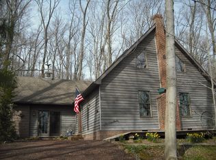 896 Eichele Rd, Perkiomenville, PA 18074