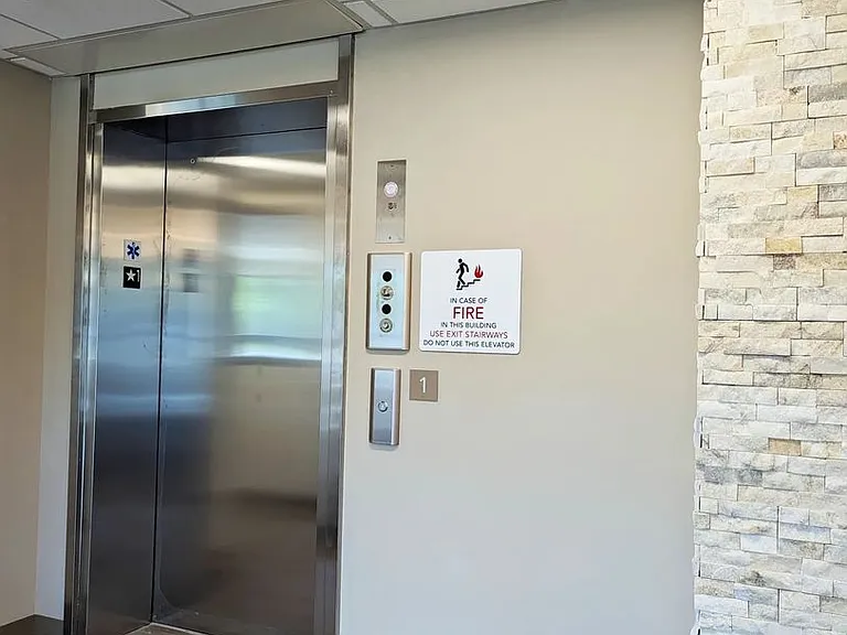 133 South East Commons — Photo 14