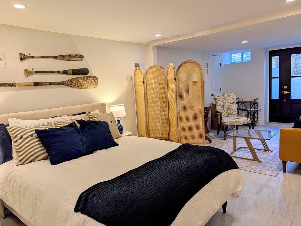 1st image of 12 Kinnaird St #12A