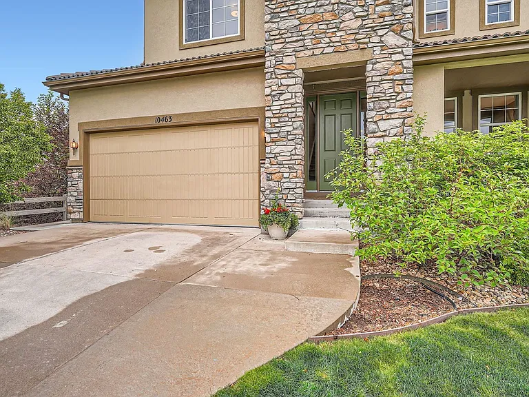 10463 Meadowleaf Way — Photo 3