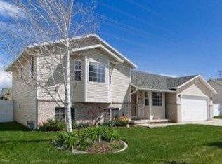 5878 S 3260 W, Roy, UT 84067