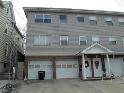 22 Florida St, Elizabeth, NJ, 07206