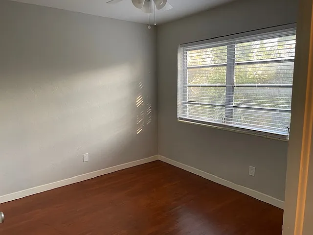 222 Zamora Ave #5 — Photo 16