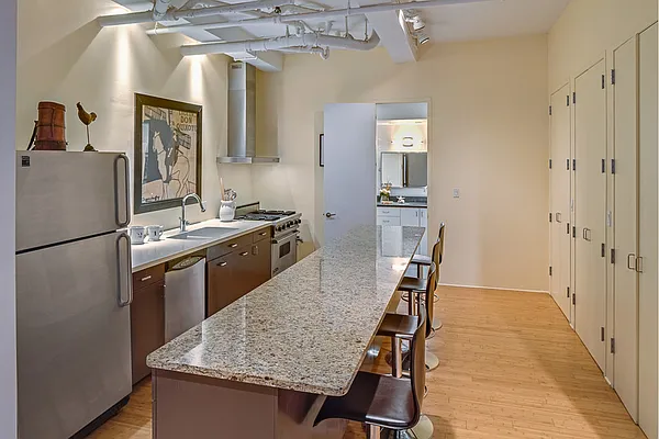 Sold by Stribling | media 12