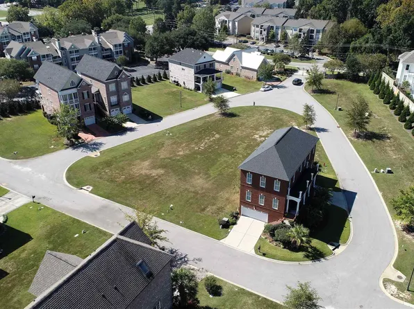 225 Riverwalk Cir, West Columbia, SC 29169