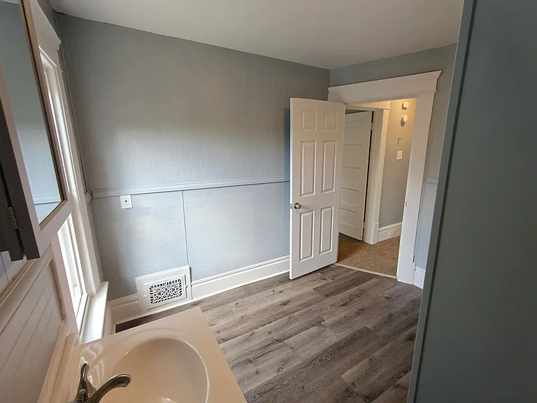 1290 Marcy St — Photo 16