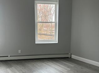 6343 Amboy Rd FLOOR 1, Staten Island, NY 10309