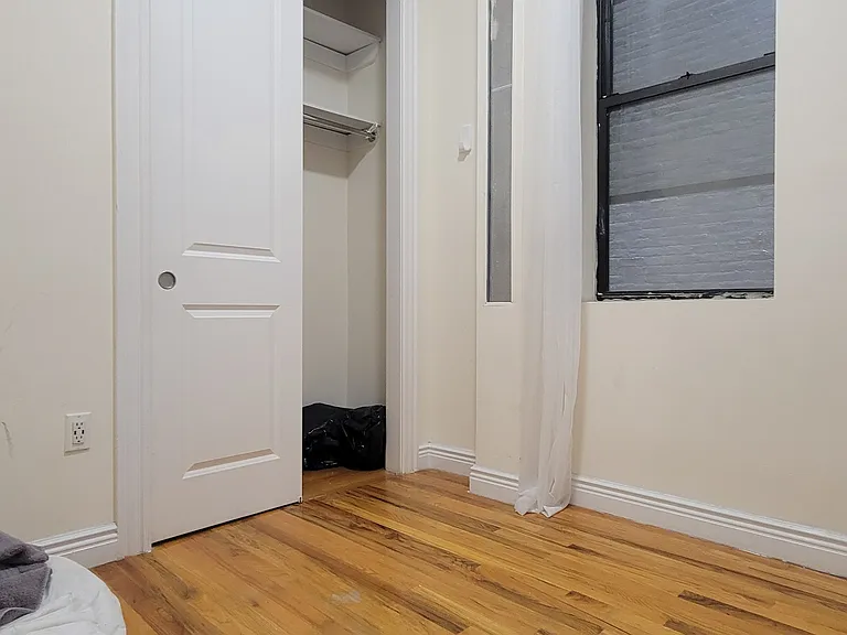 242 W 109th St #B1 — Photo 6