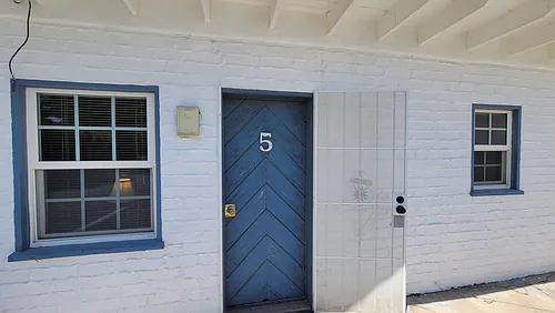 38818 Yermo Rd Photo 1