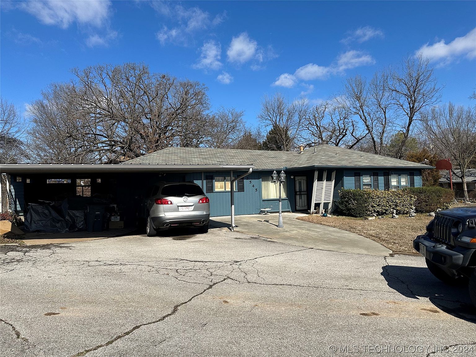 2545 W 51st St S, Tulsa, OK 74107 | Zillow