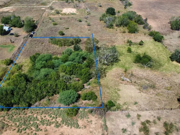 116 Tecolote Ln LOT 197E, Floresville, TX 78114