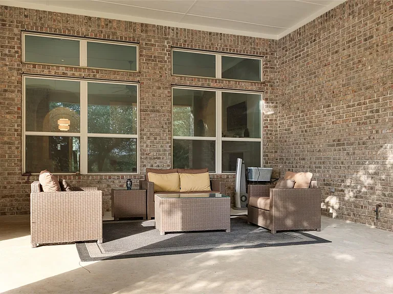 415 Bitterroot Ln — Photo 31
