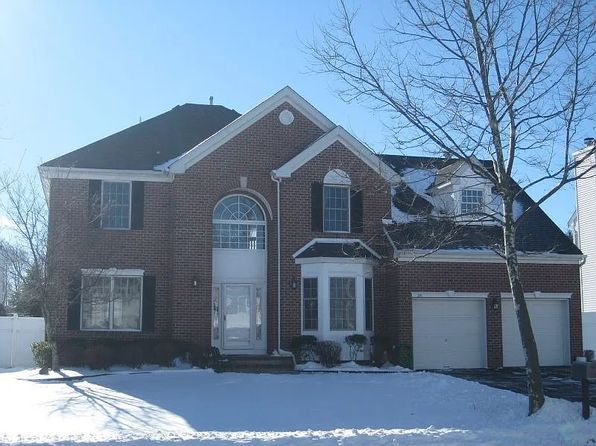 25 Hemingway Dr
