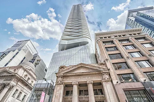 197 Yonge St Photo 1
