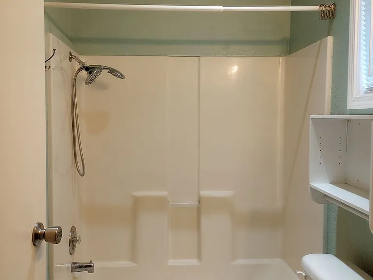 6475 Martin Pl — Photo 11