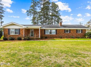 9047 W Marlboro Rd, Farmville, NC 27828