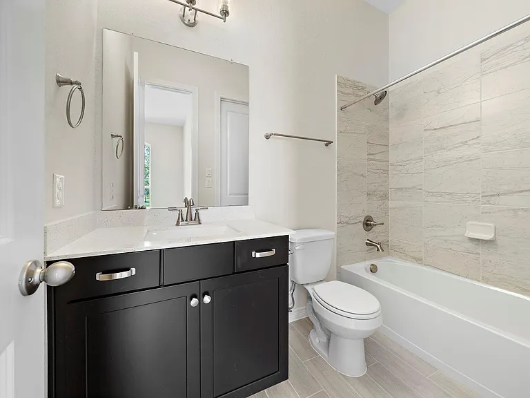 9806 Oakwood Trl — Photo 29