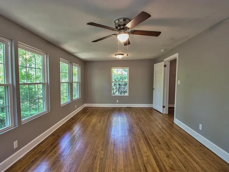 409 Perkins St — Photo 4