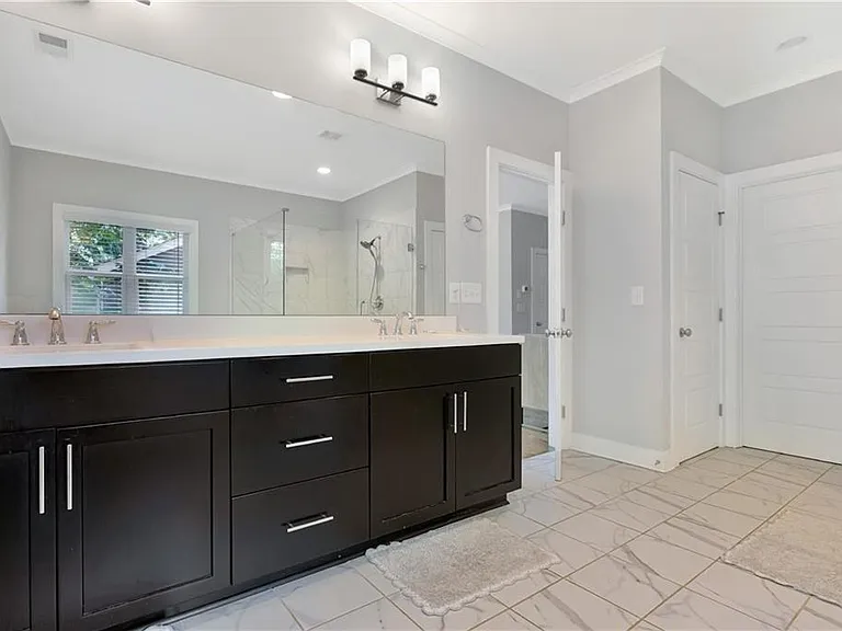 2230 Main St NW — Photo 26