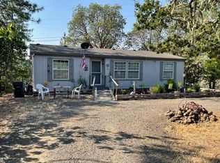 225 River Heights Rd, Trail, OR 97541