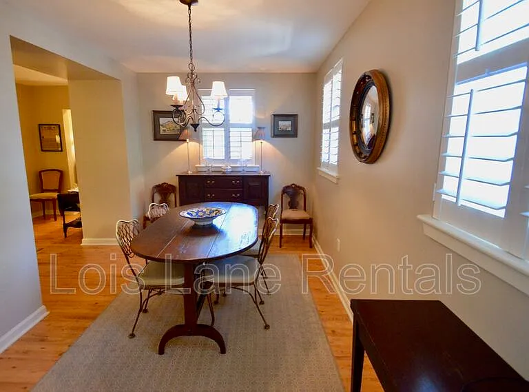 55 Ashley Ave #4 — Photo 3