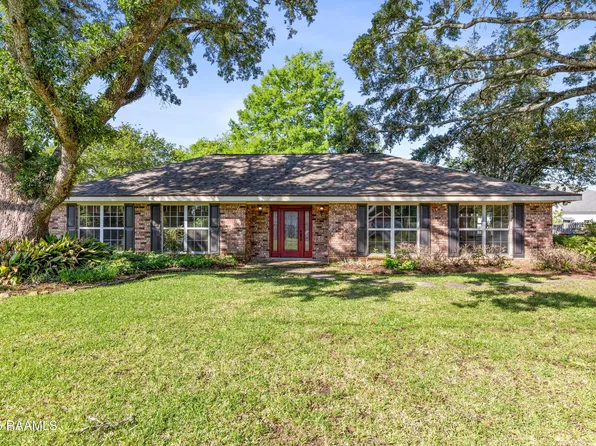 303 Carolyn Dr, Lafayette, LA 70508