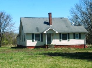 4561 Burch Bridge Rd, Burlington, NC 27217