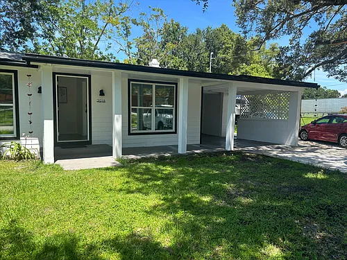 3018 Canal Ln Photo 1