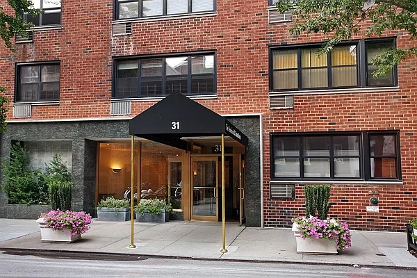 Sold by Corcoran | media 6