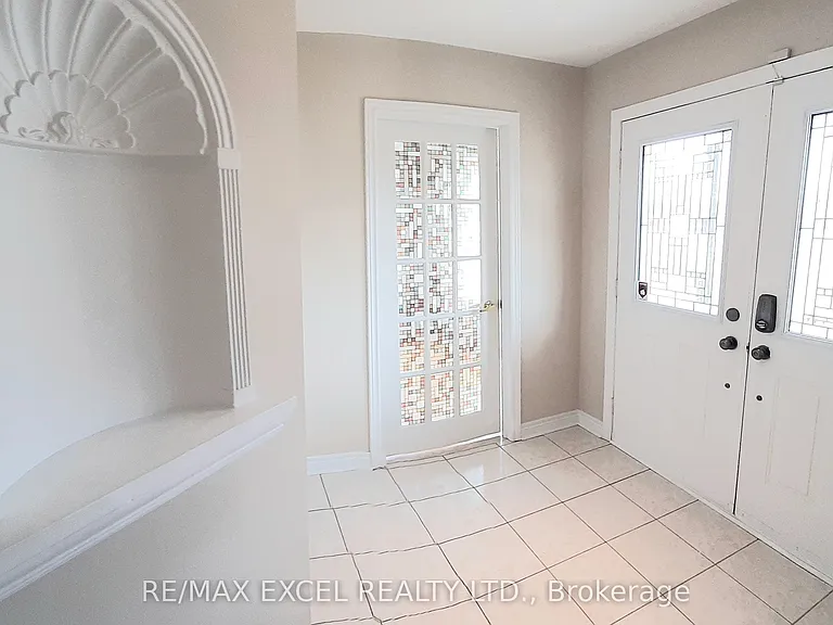 131 Cynthia Jean St — Photo 4