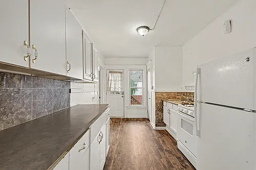 Floor plan 2 Bedroom/1 Bathroom
