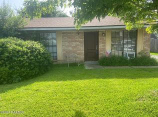 409 Plaza Village Dr, Lafayette, LA 70506