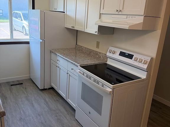 3rd image of 4719 S Baha Ave