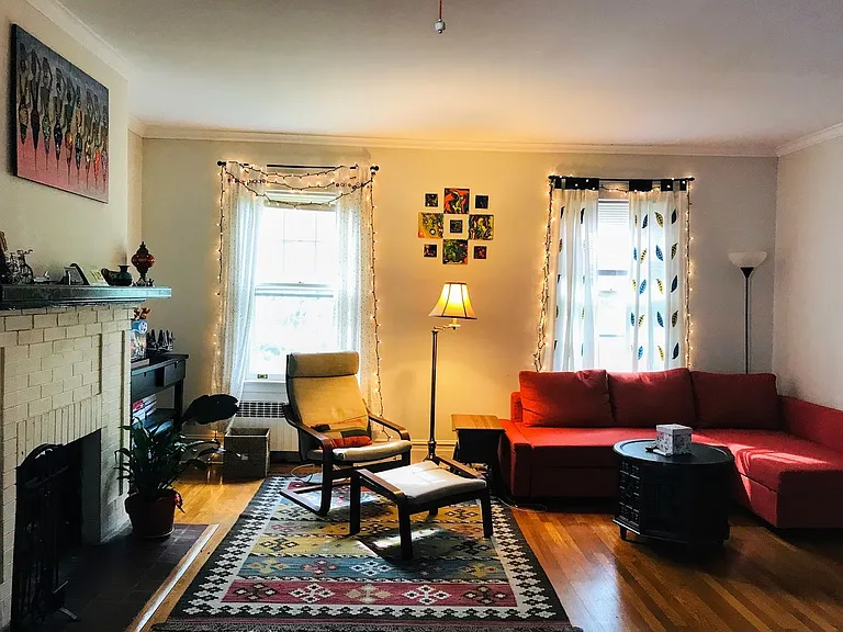 659 Whitney Ave — Photo 4