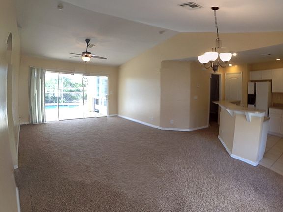 2nd image of 1042 NE 14th Ave