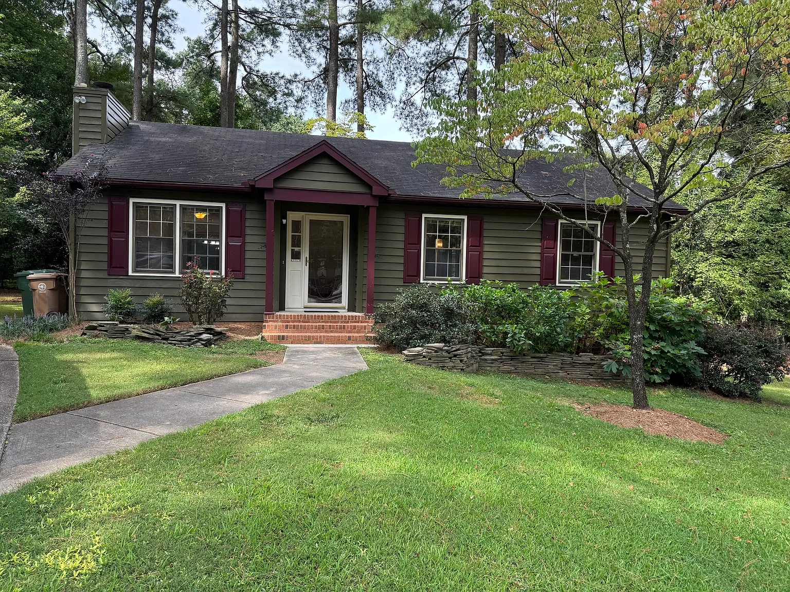 3 bed, 1205 sqft, $1,995 — Photo 1